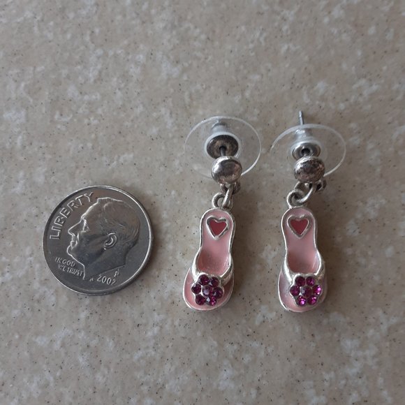 Pair of Flip Flop Pierced Earrings - Picture 1 of 2